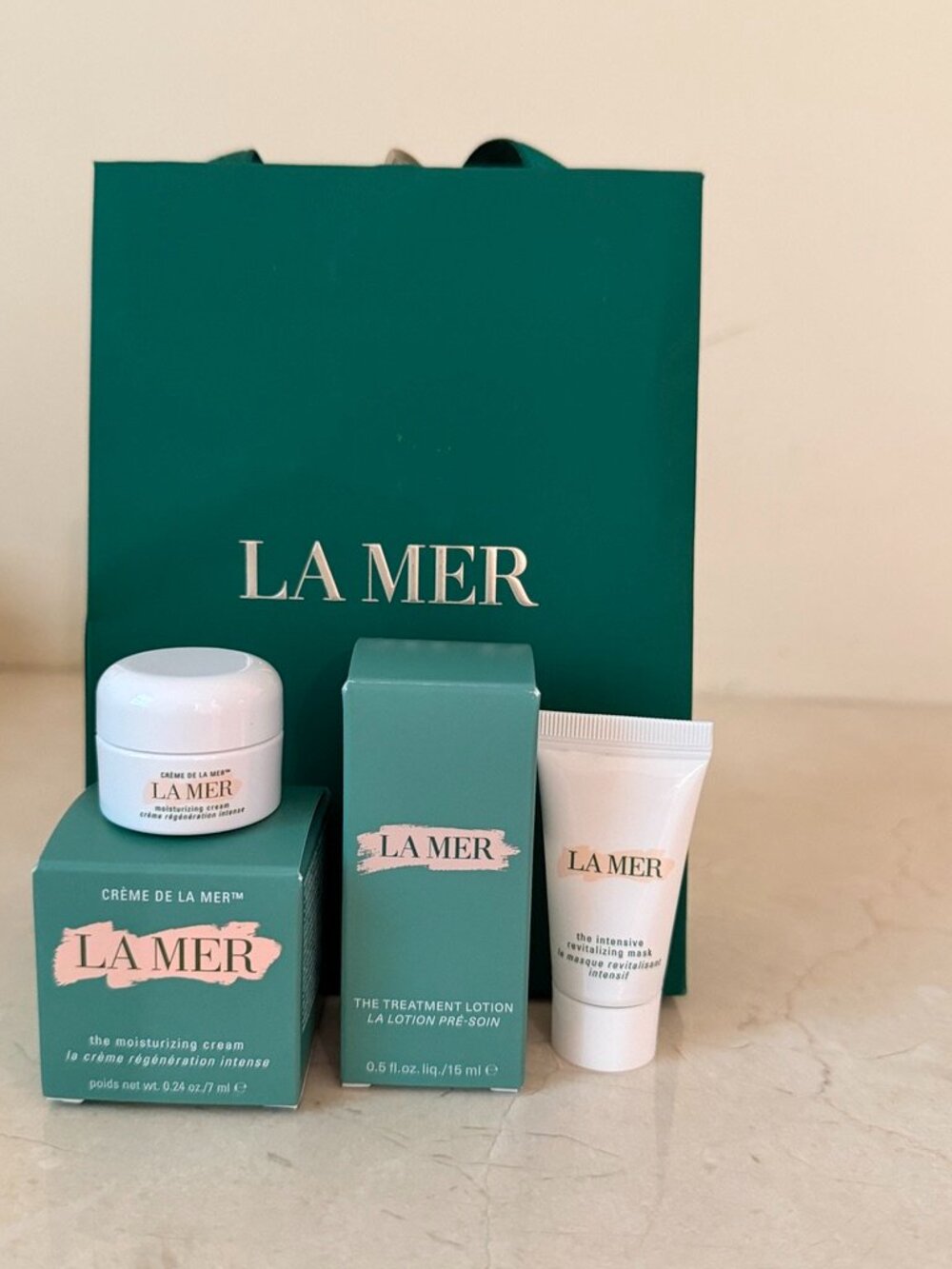 La Mer Samples with Bag